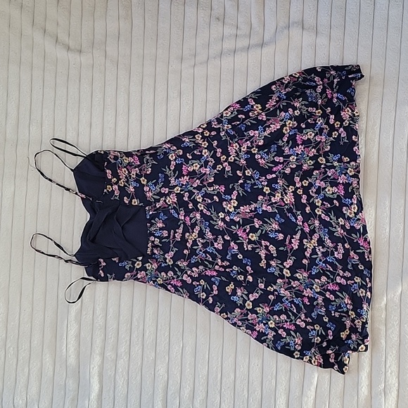 Lovelugirl Dress - Picture 2 of 2